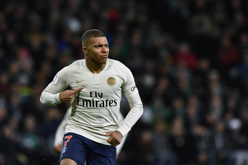 九位博士，一个战场：攥指成拳为打赢